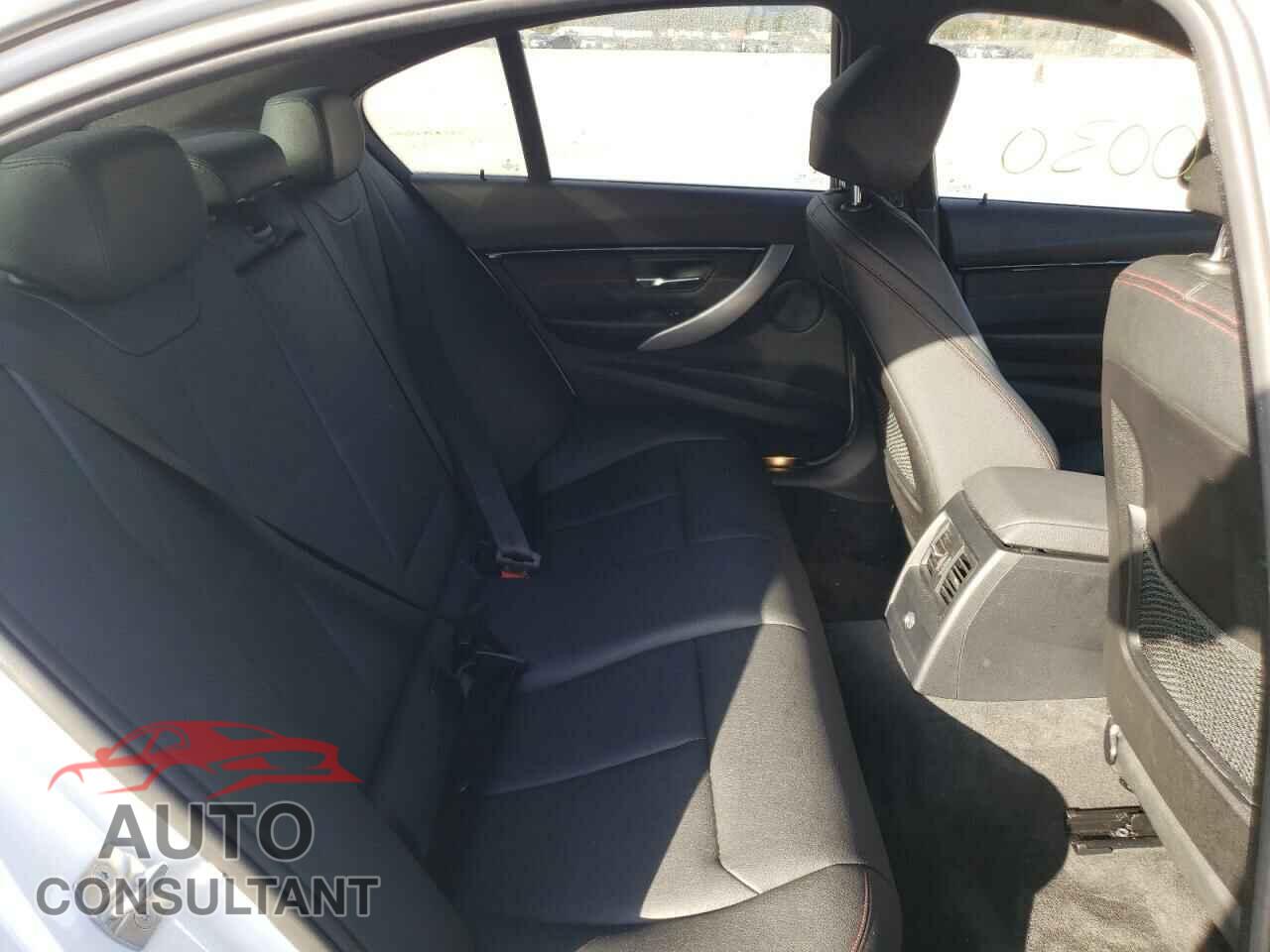 BMW 3 SERIES 2018 - WBA8E1C57JA178563