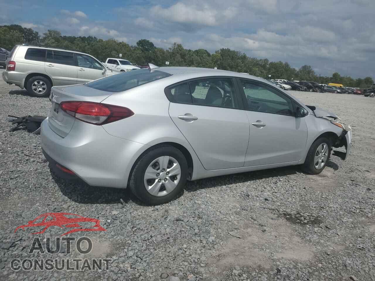 KIA FORTE 2017 - 3KPFK4A74HE123696