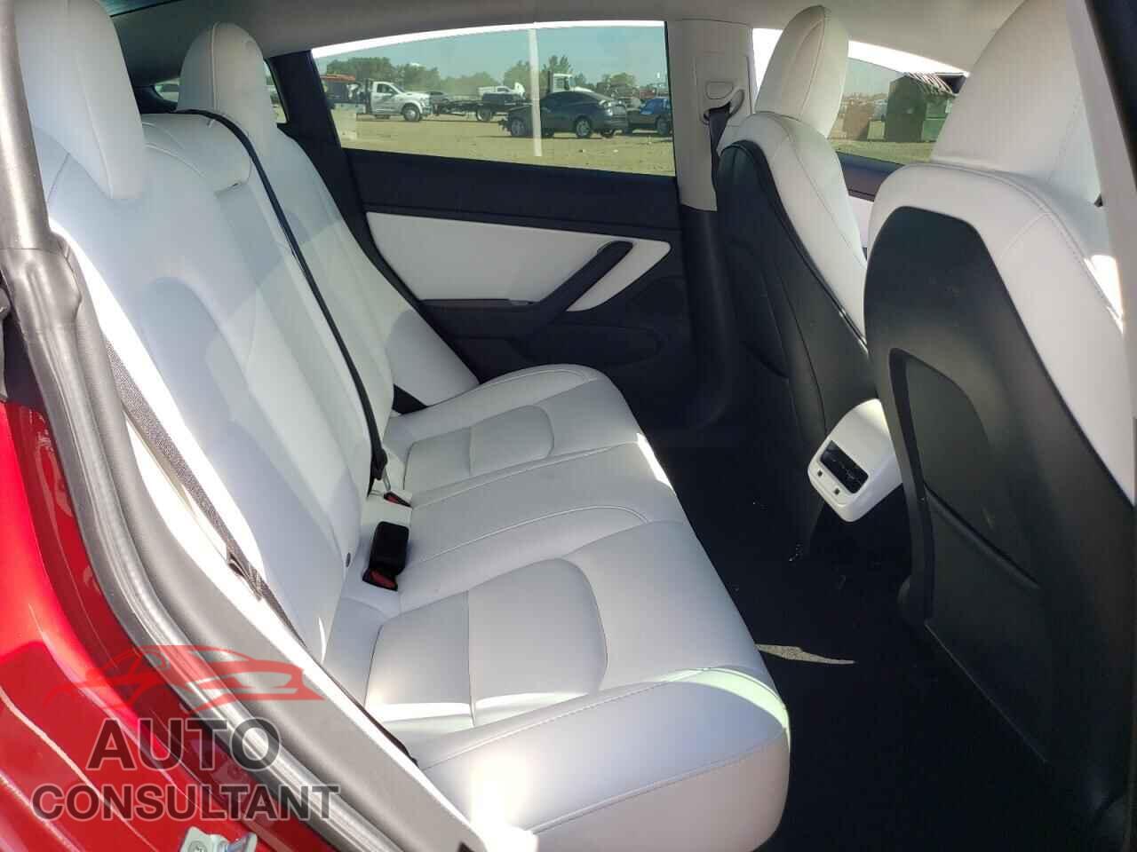 TESLA MODEL 3 2019 - 5YJ3E1EB0KF474551