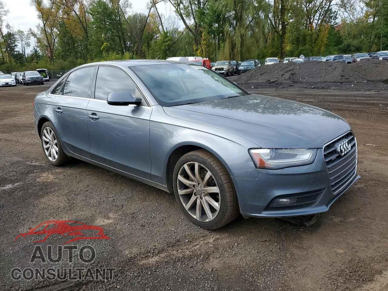 AUDI A4 2013 - WAUFFAFL1DA168517