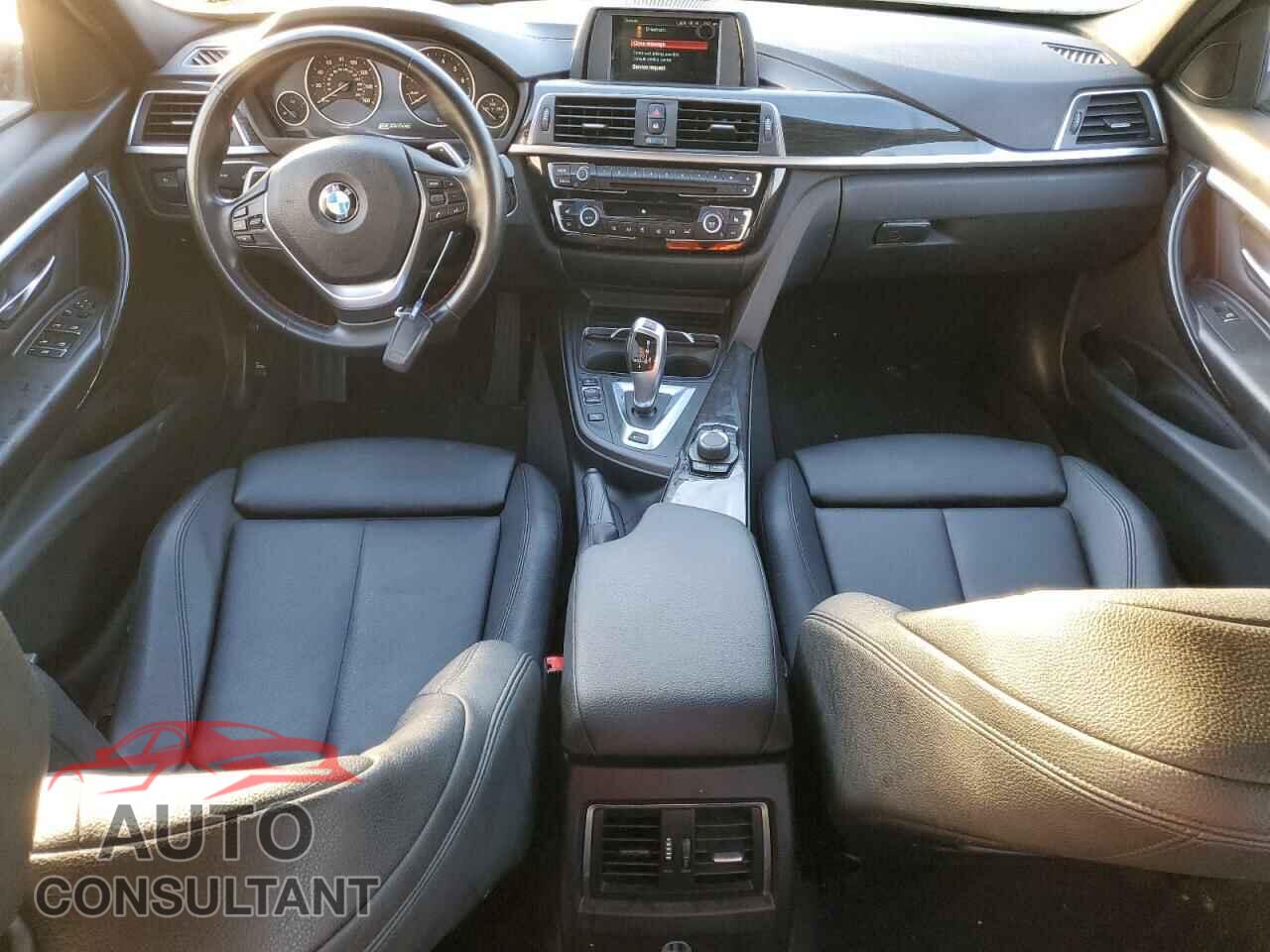 BMW 3 SERIES 2018 - WBA8E1C55JA755932