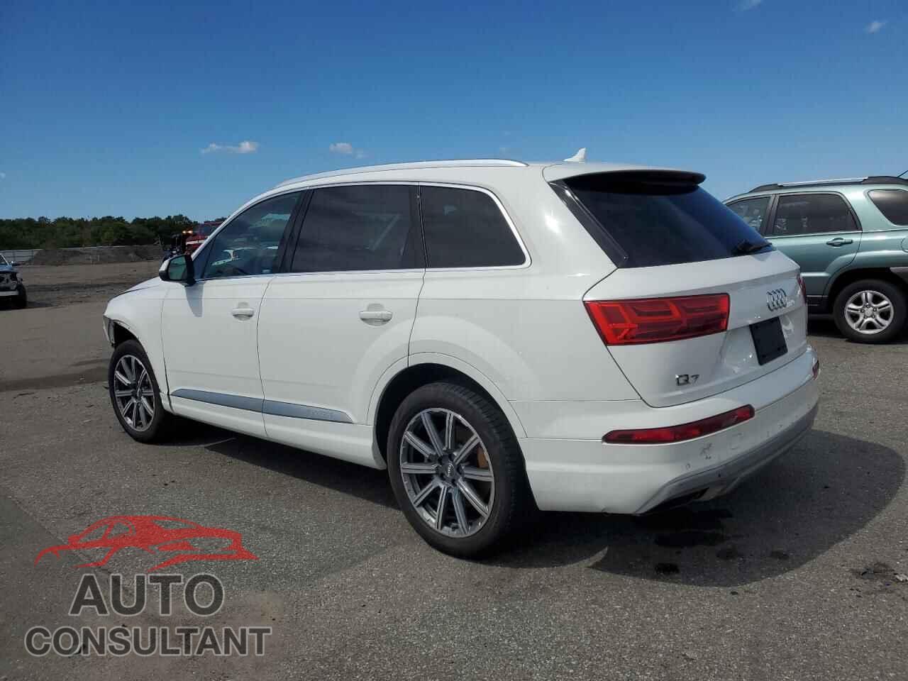 AUDI Q7 2019 - WA1AAAF74KD045007