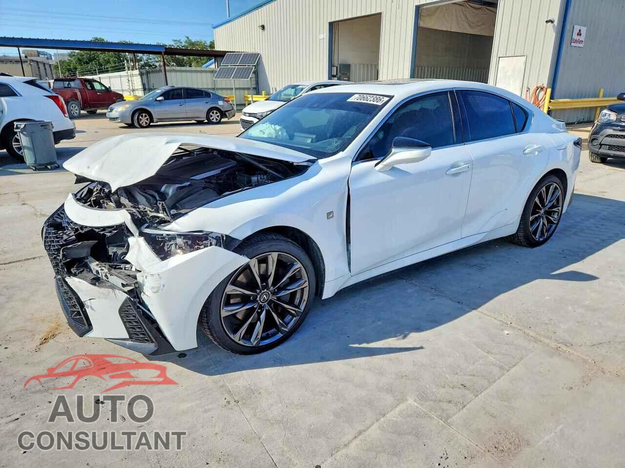 LEXUS IS 2024 - JTHGZ1E25R5036785