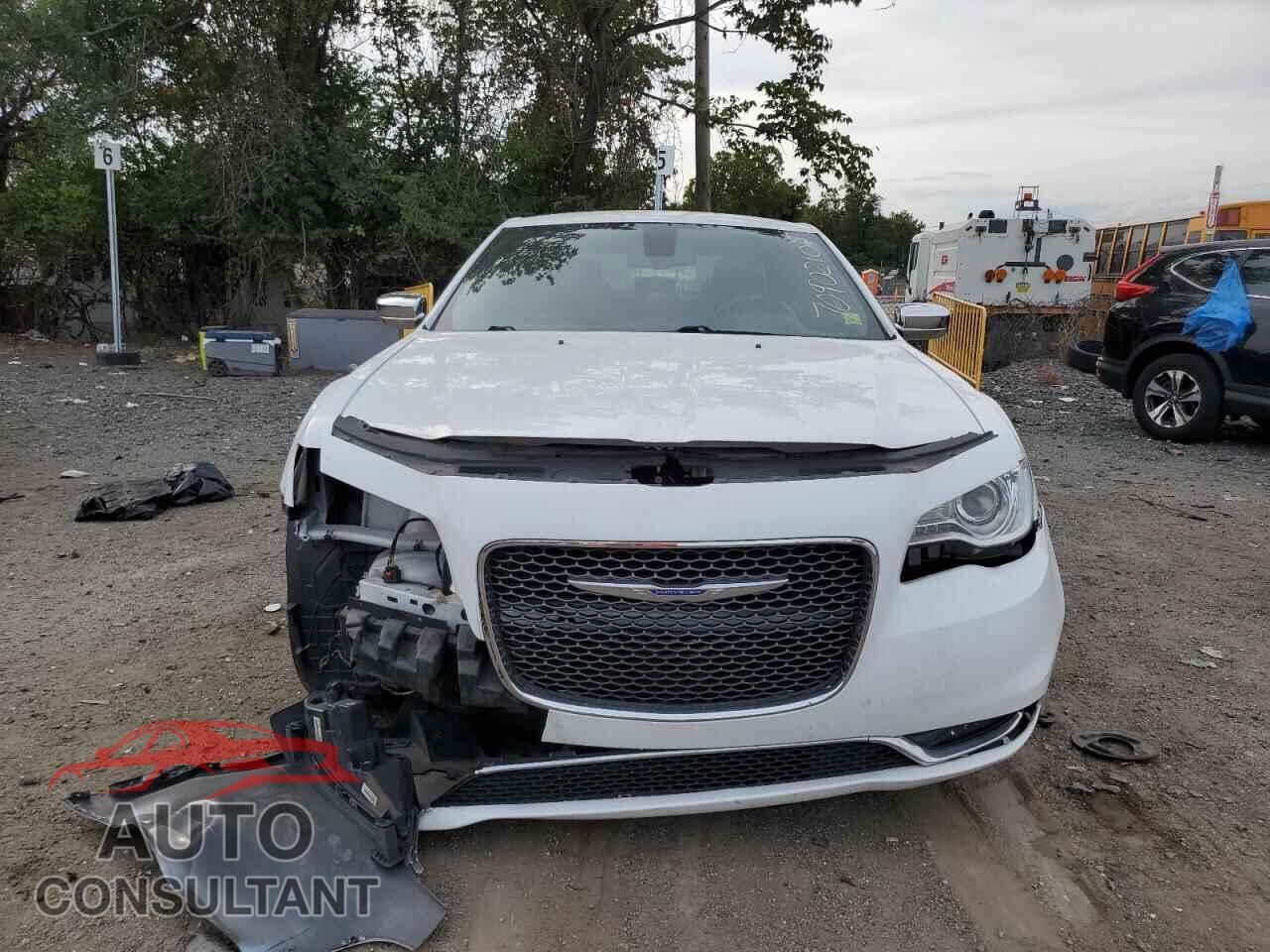 CHRYSLER 300 2019 - 2C3CCAEG2KH536175