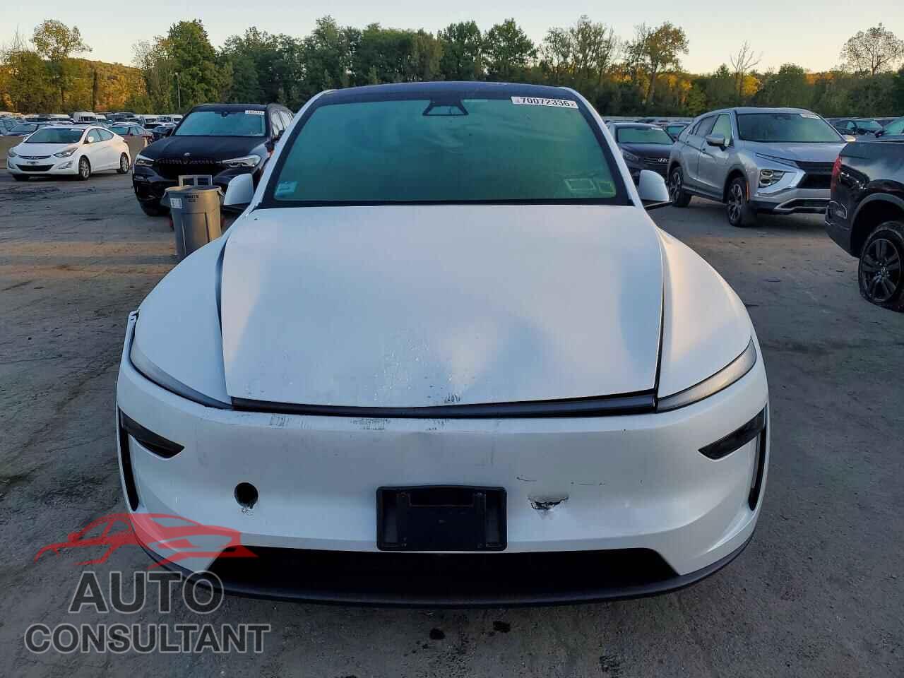 TESLA MODEL Y 2026 - 7SAYGDEE5TA731667