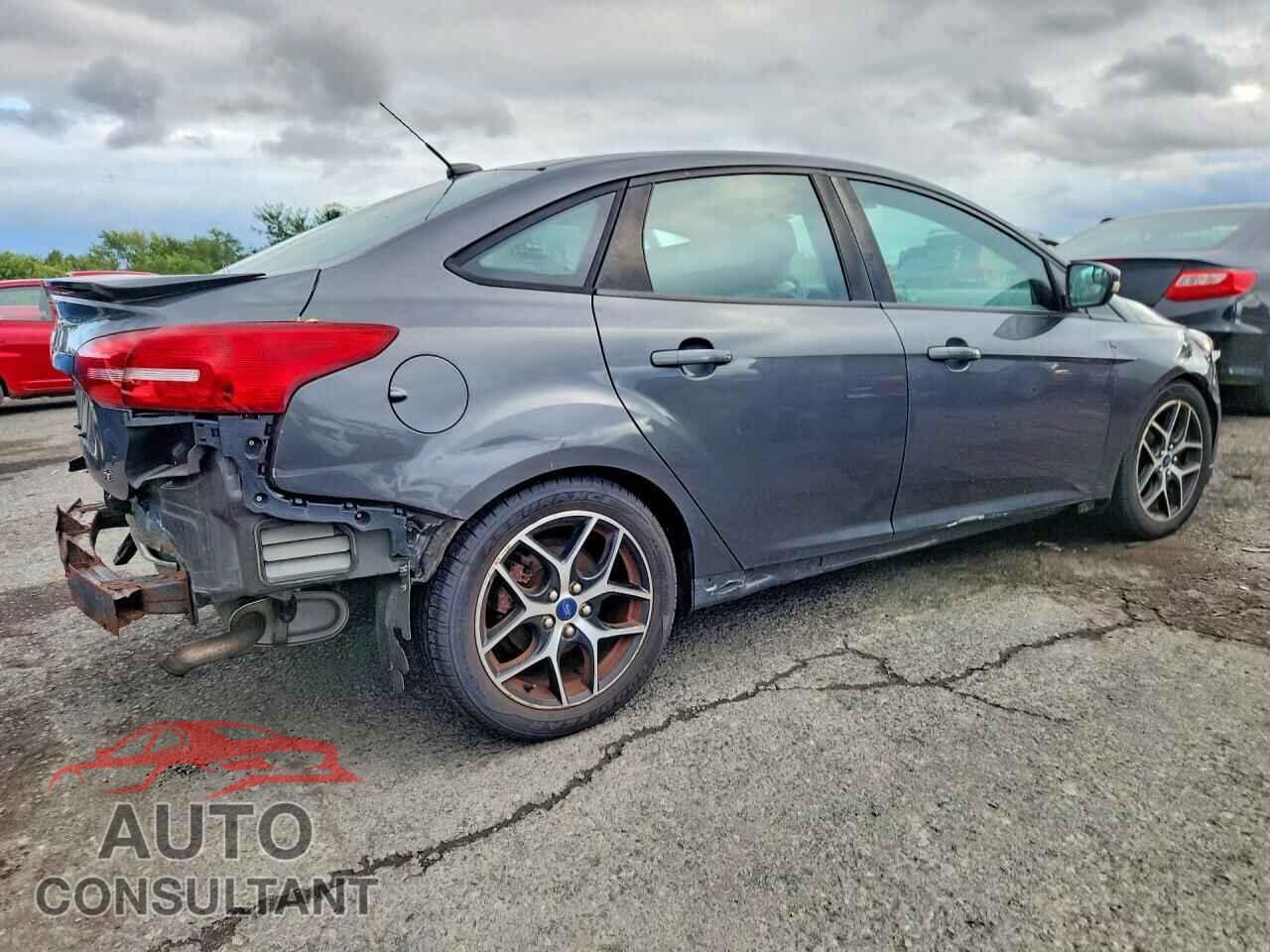 FORD FOCUS 2015 - 1FADP3F25FL291552