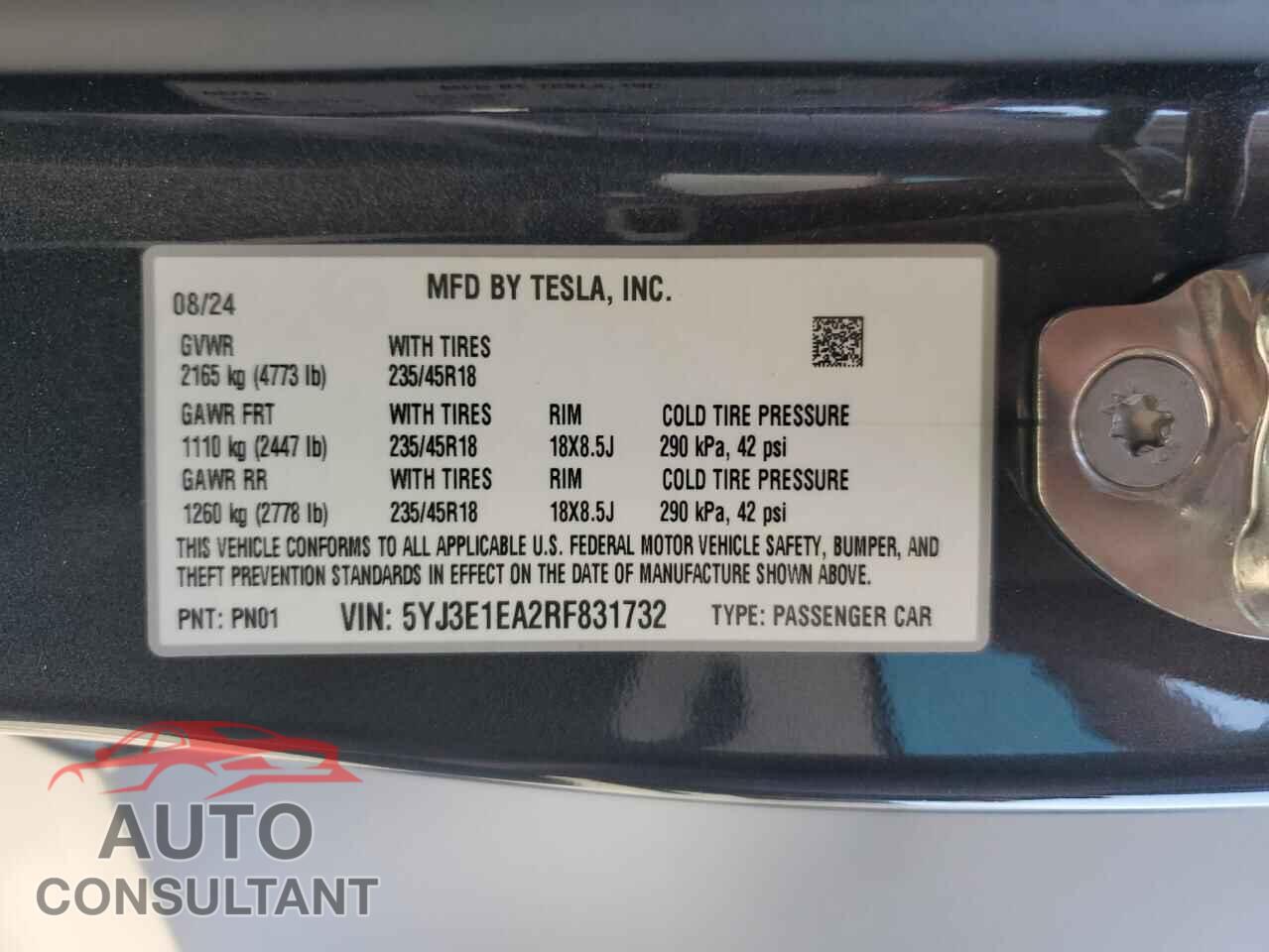 TESLA MODEL 3 2024 - 5YJ3E1EA2RF831732