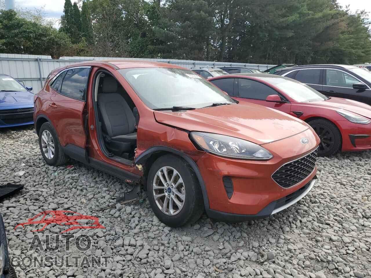 FORD ESCAPE 2020 - 1FMCU0G60LUA00763
