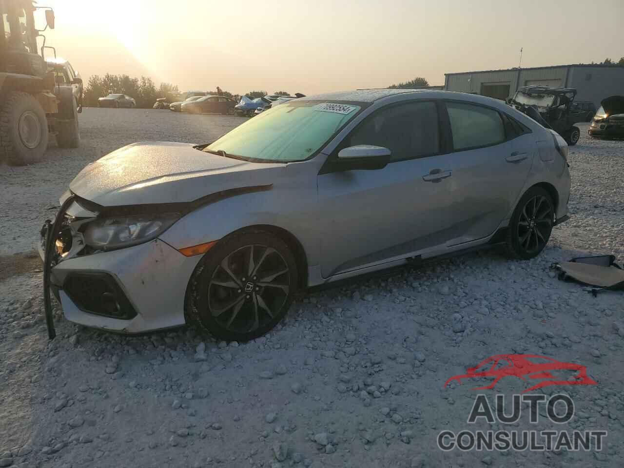 HONDA CIVIC 2018 - SHHFK7H49JU224292