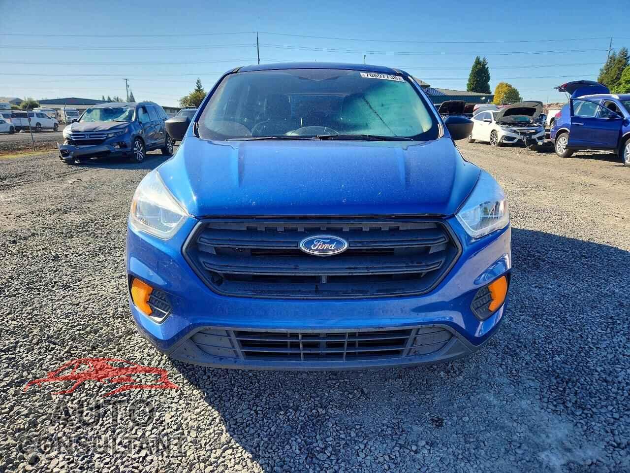 FORD ESCAPE 2017 - 1FMCU0F71HUA23583