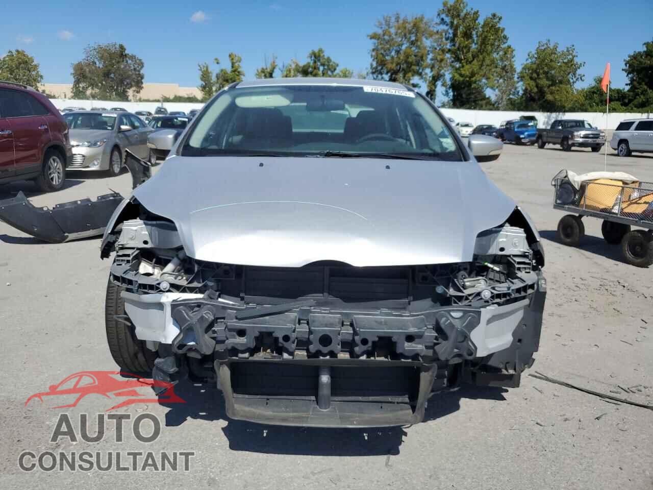 FORD FOCUS 2014 - 1FADP3F27EL280731