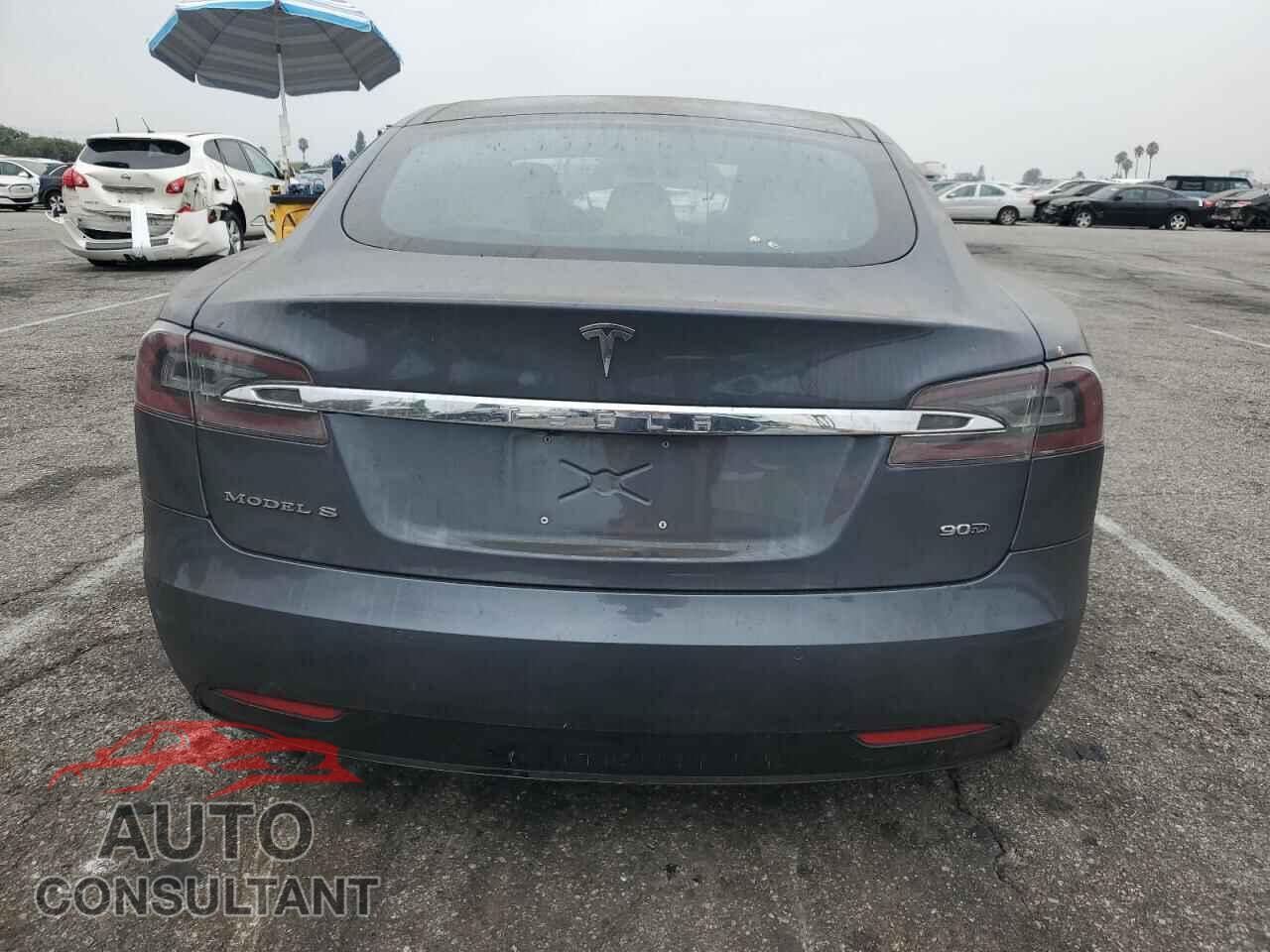 TESLA MODEL S 2016 - 5YJSA1E29GF152201