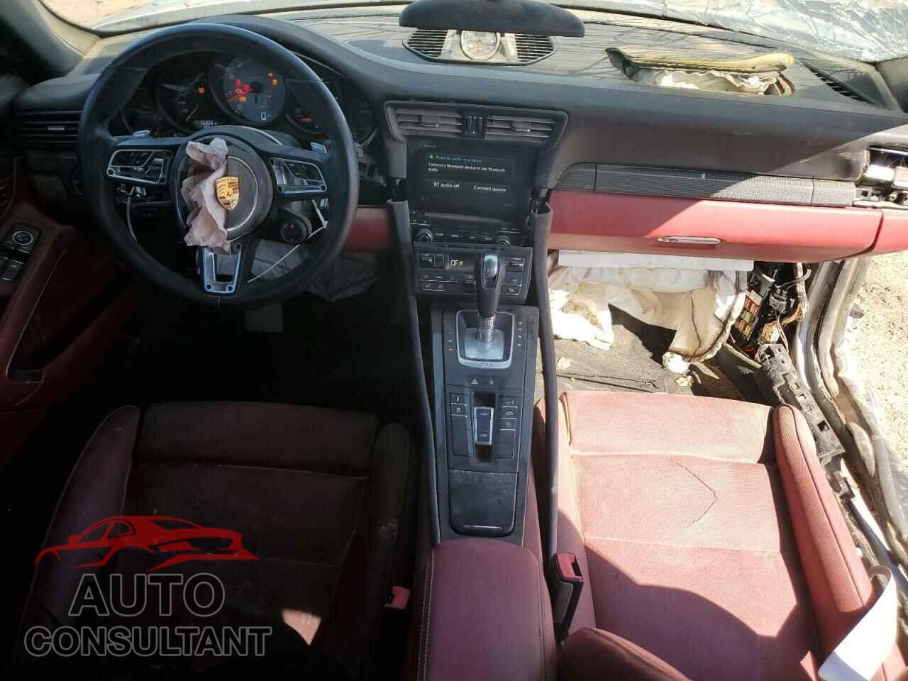 PORSCHE 911 2017 - WP0BB2A94HS136630