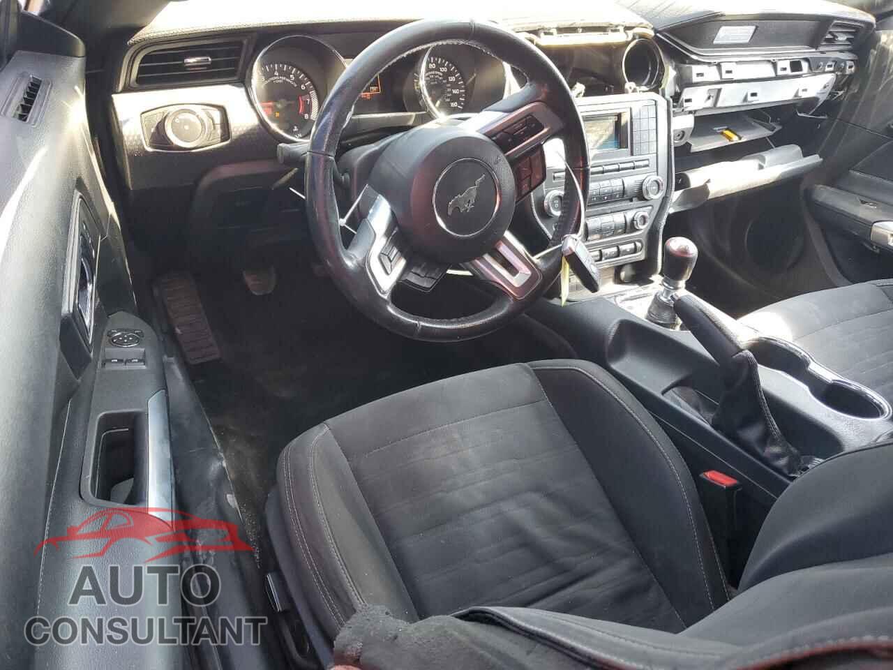 FORD MUSTANG 2017 - 1FA6P8CF8H5259876