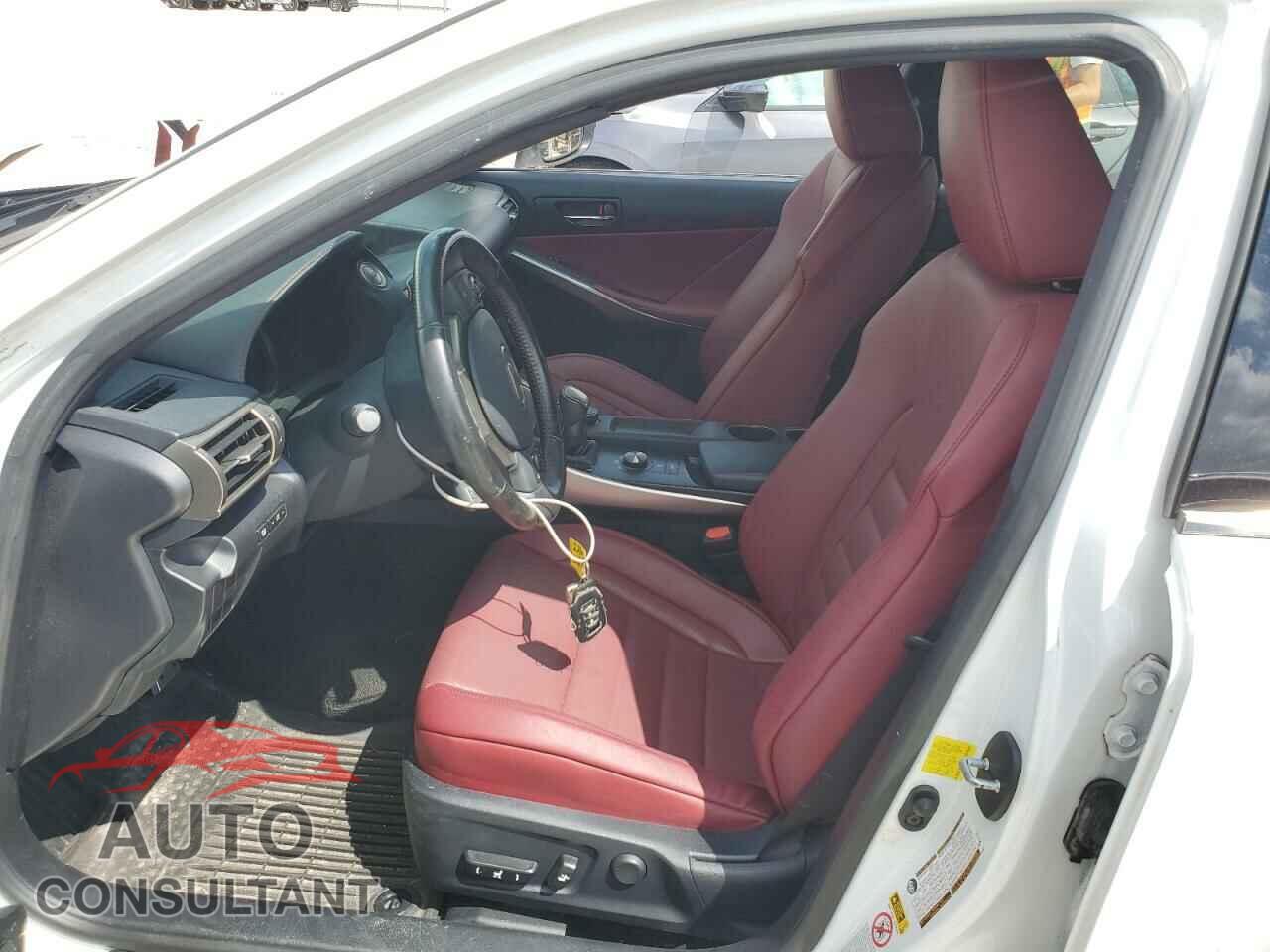 LEXUS IS 2016 - JTHCM1D23G5010021