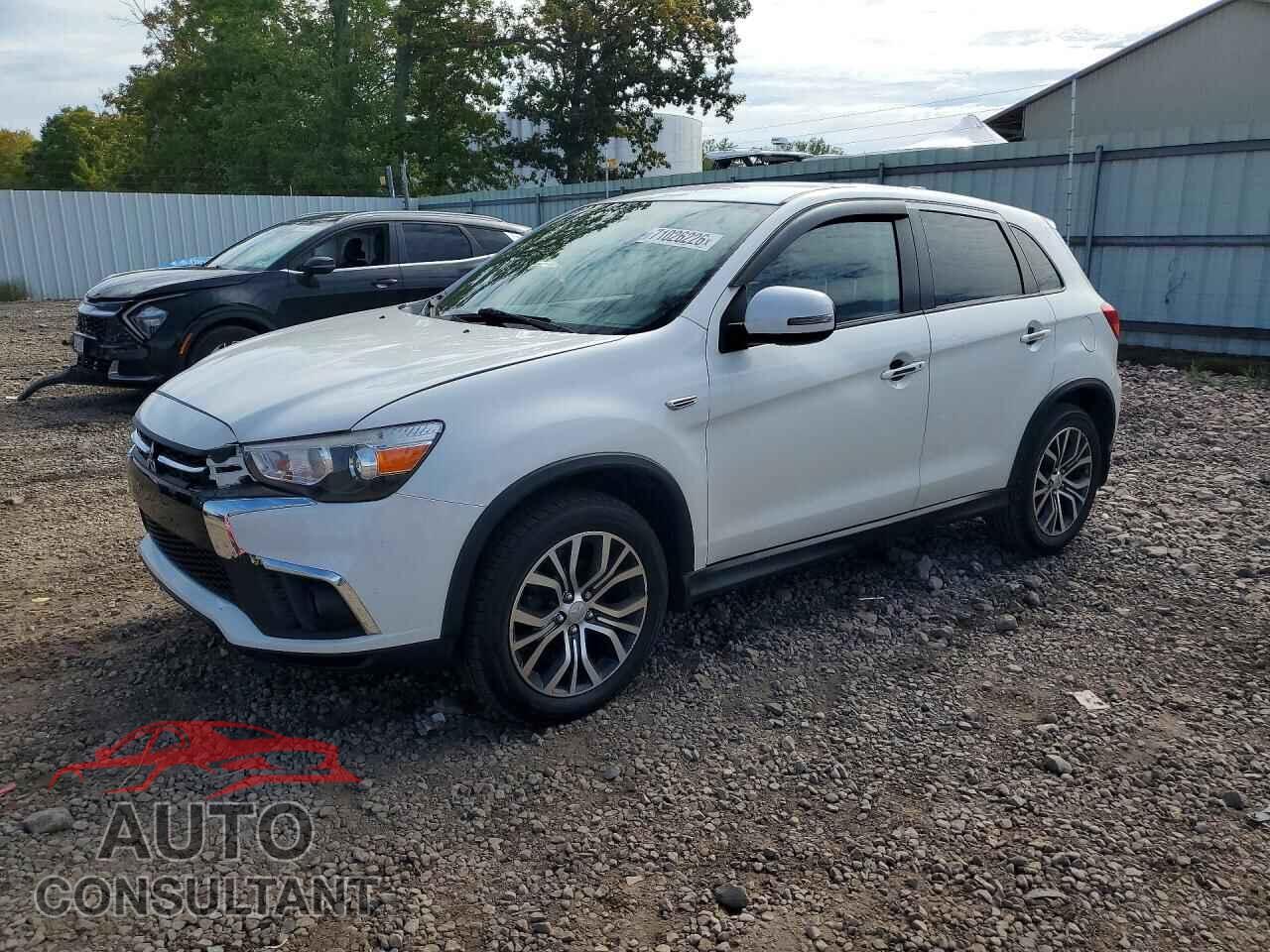 MITSUBISHI OUTLANDER 2019 - JA4AR3AU7KU000564