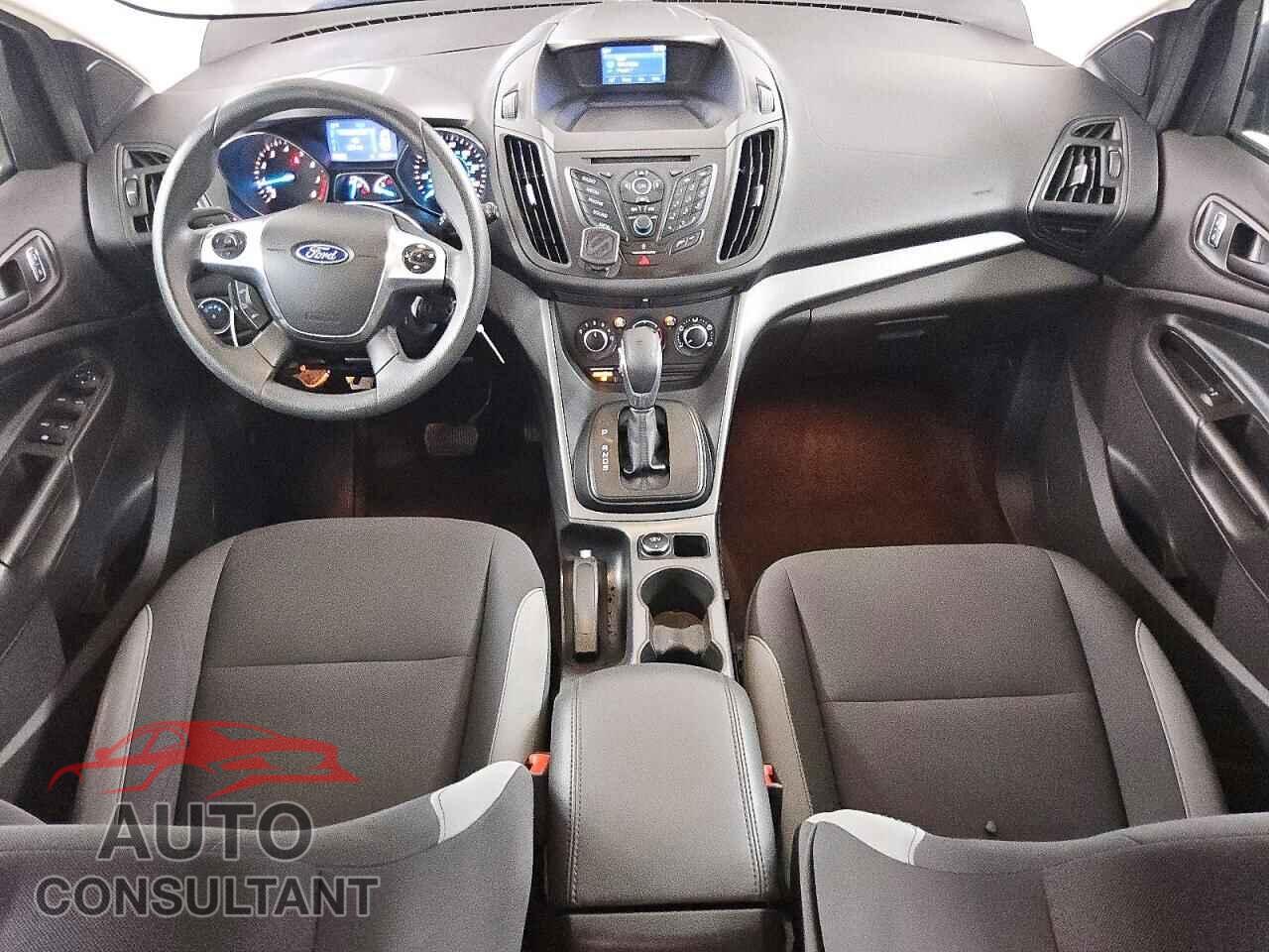 FORD ESCAPE 2015 - 1FMCU0F73FUB82909