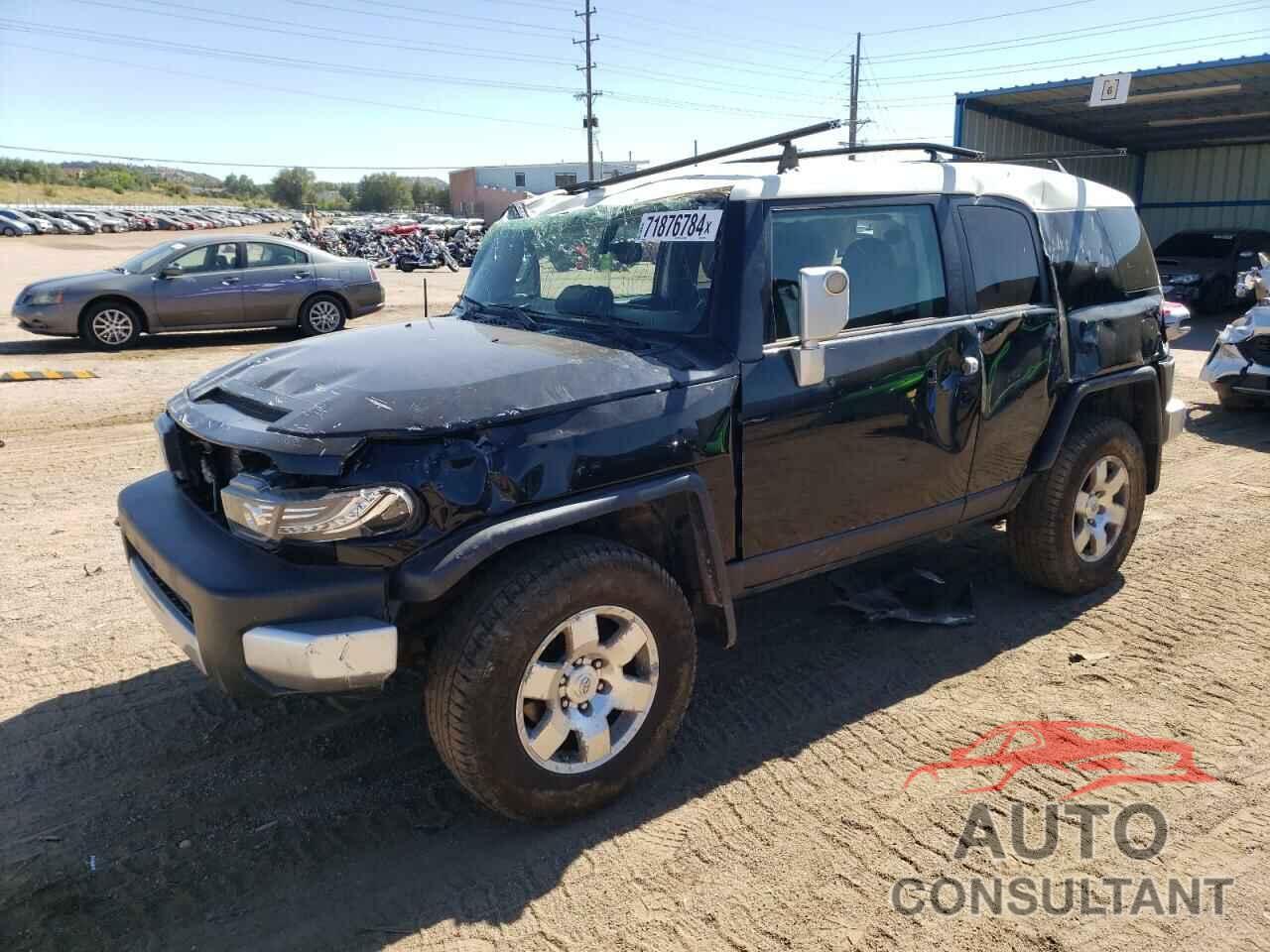 TOYOTA FJ CRUISER 2010 - JTEBU4BFXAK083329