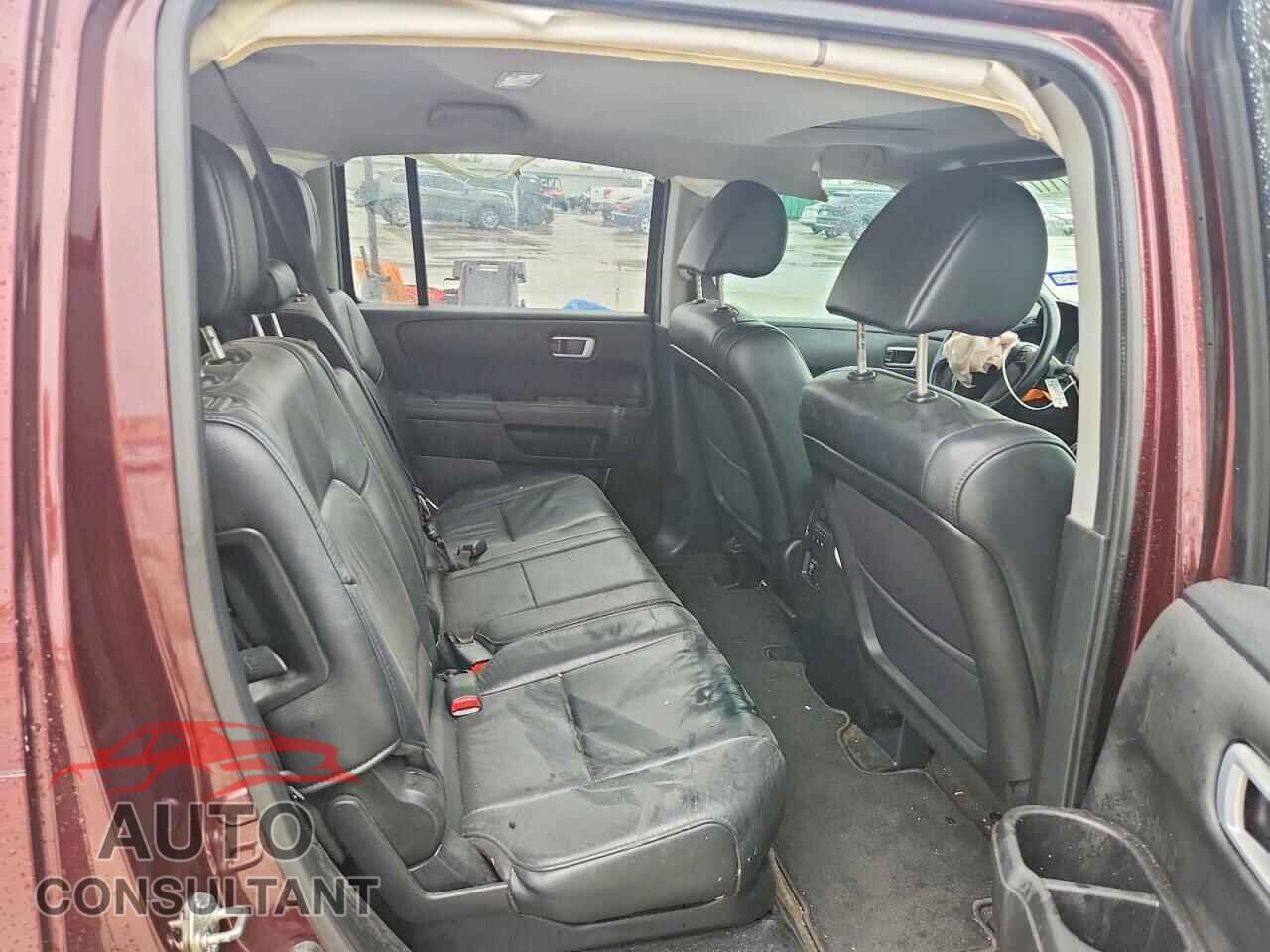 HONDA PILOT 2014 - 5FNYF3H50EB021944