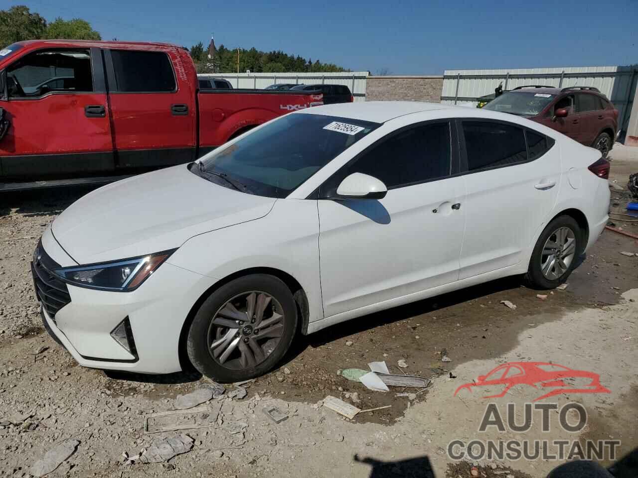 HYUNDAI ELANTRA 2020 - 5NPD84LF0LH582982