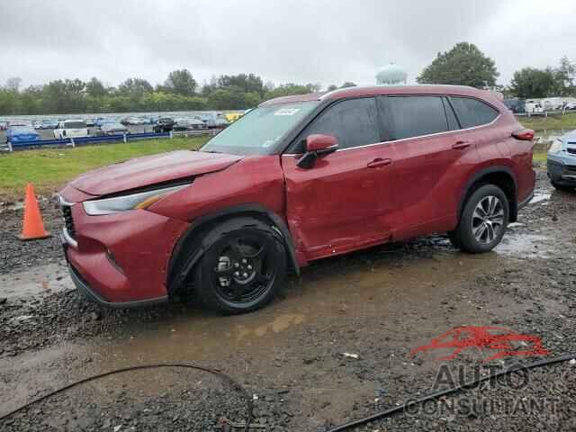 TOYOTA HIGHLANDER 2022 - 5TDHZRBH8NS584555
