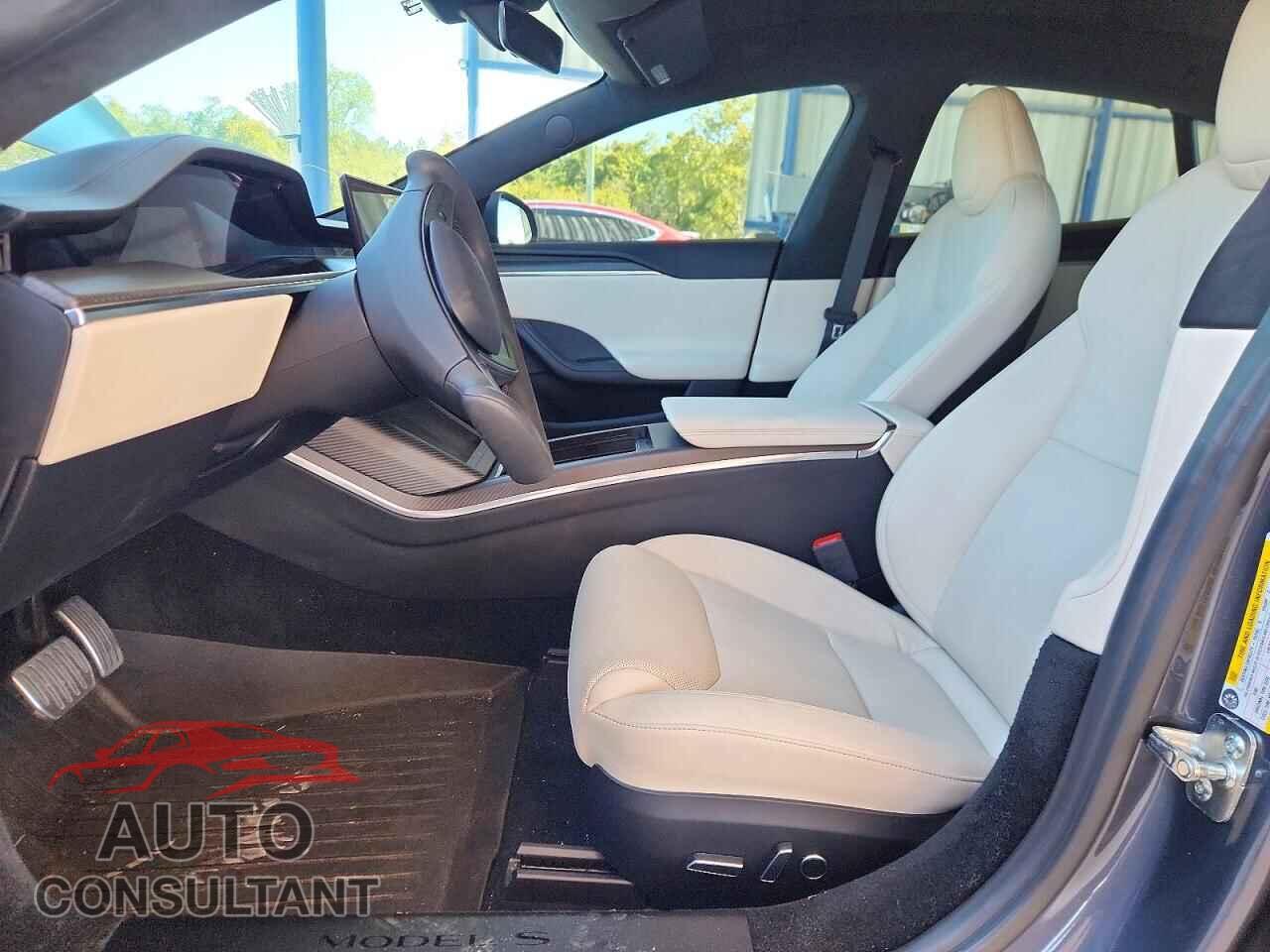 TESLA MODEL S 2022 - 5YJSA1E56NF467335