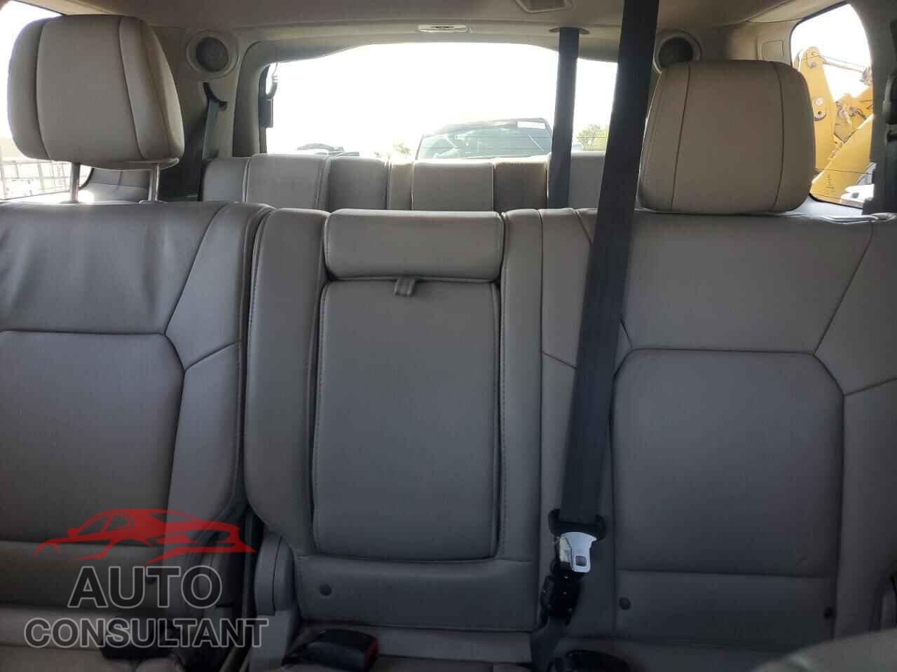 HONDA PILOT 2014 - 5FNYF3H90EB025527