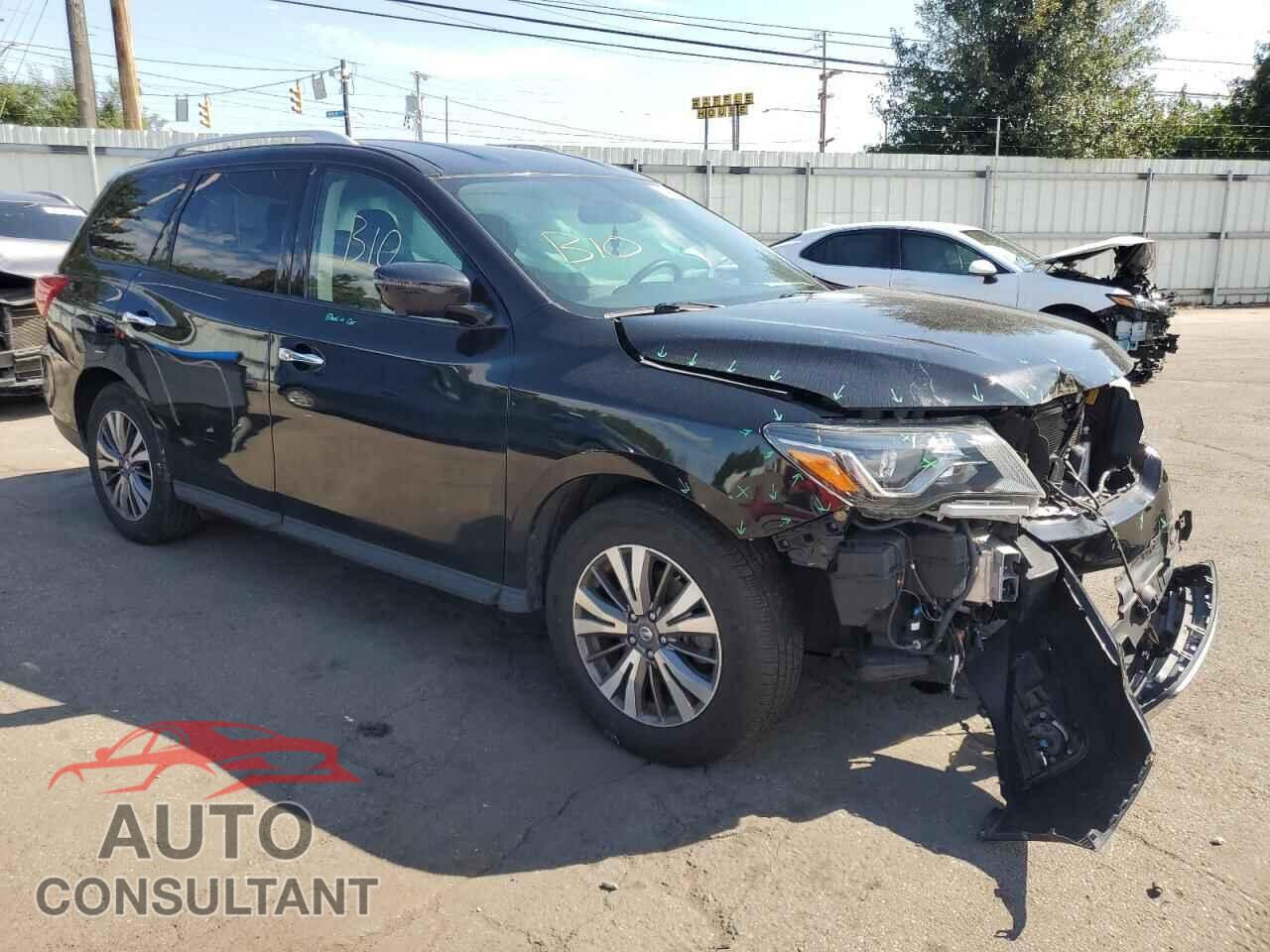 NISSAN PATHFINDER 2019 - 5N1DR2MM4KC635056