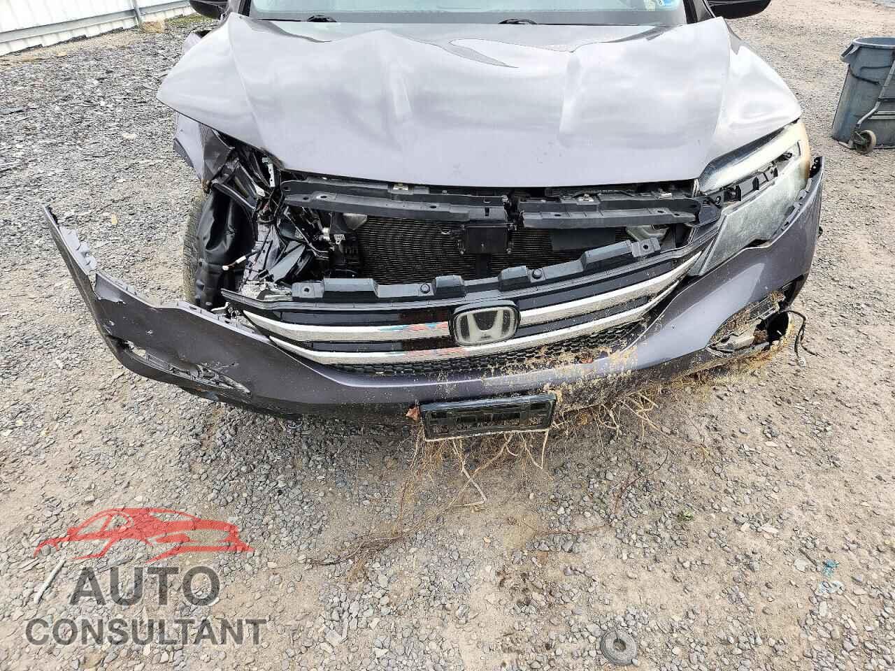 HONDA PILOT 2017 - 5FNYF6H00HB081717