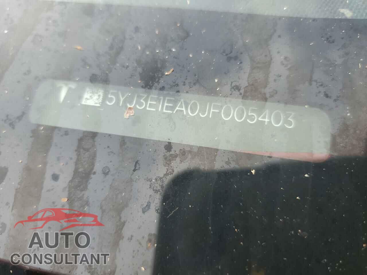 TESLA MODEL 3 2018 - 5YJ3E1EA0JF005403