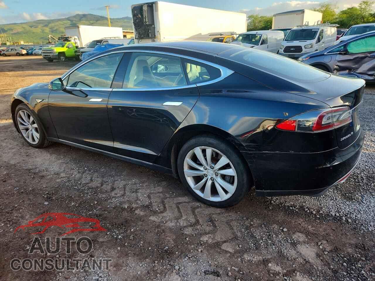 TESLA MODEL S 2014 - 5YJSA1S1XEFP51701