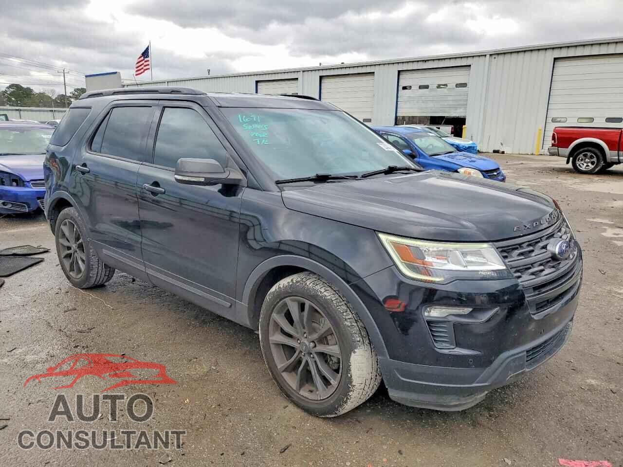 FORD EXPLORER 2018 - 1FM5K7D80JGA51270