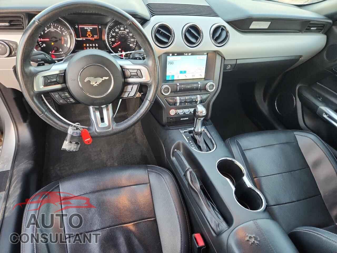 FORD MUSTANG 2017 - 1FATP8UHXH5307445