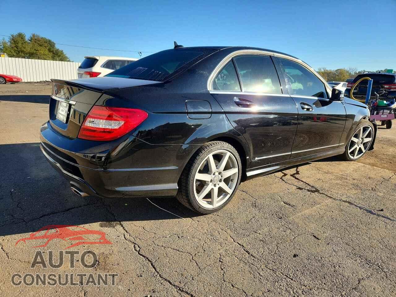 MERCEDES-BENZ C-CLASS 2014 - WDDGF8AB7EA890130