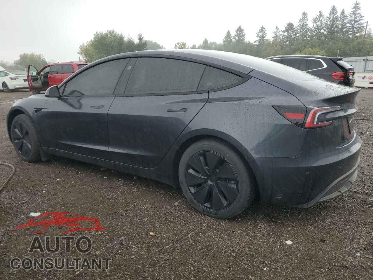 TESLA MODEL 3 2024 - LRW3E7FA8RC094032