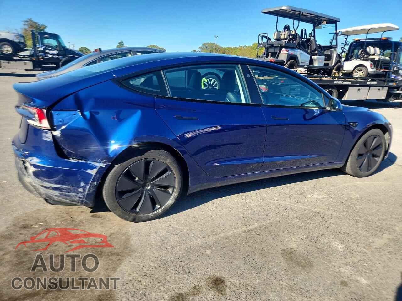 TESLA MODEL 3 2024 - 5YJ3E1EA8RF733885