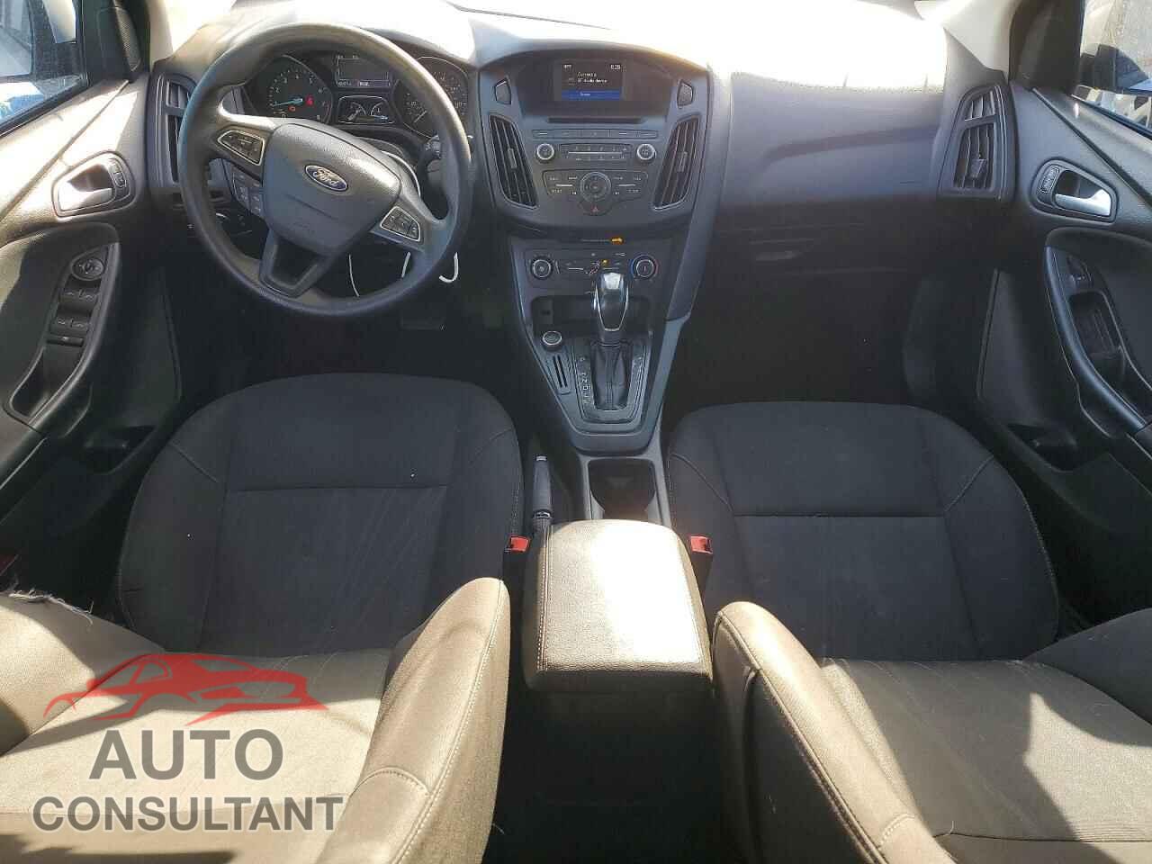 FORD FOCUS 2016 - 1FADP3F2XGL239111