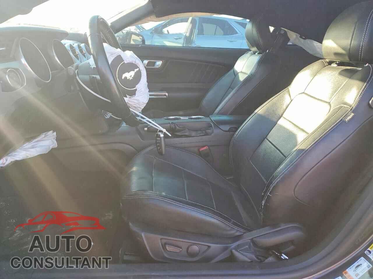 FORD MUSTANG 2020 - 1FA6P8CF2L5169762