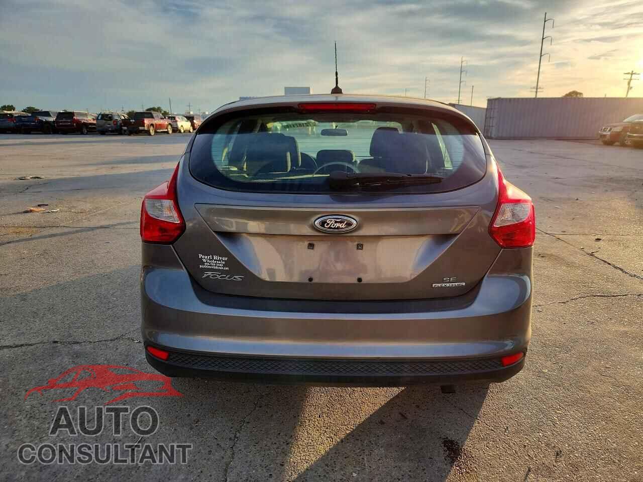 FORD FOCUS 2014 - 1FADP3K25EL284105
