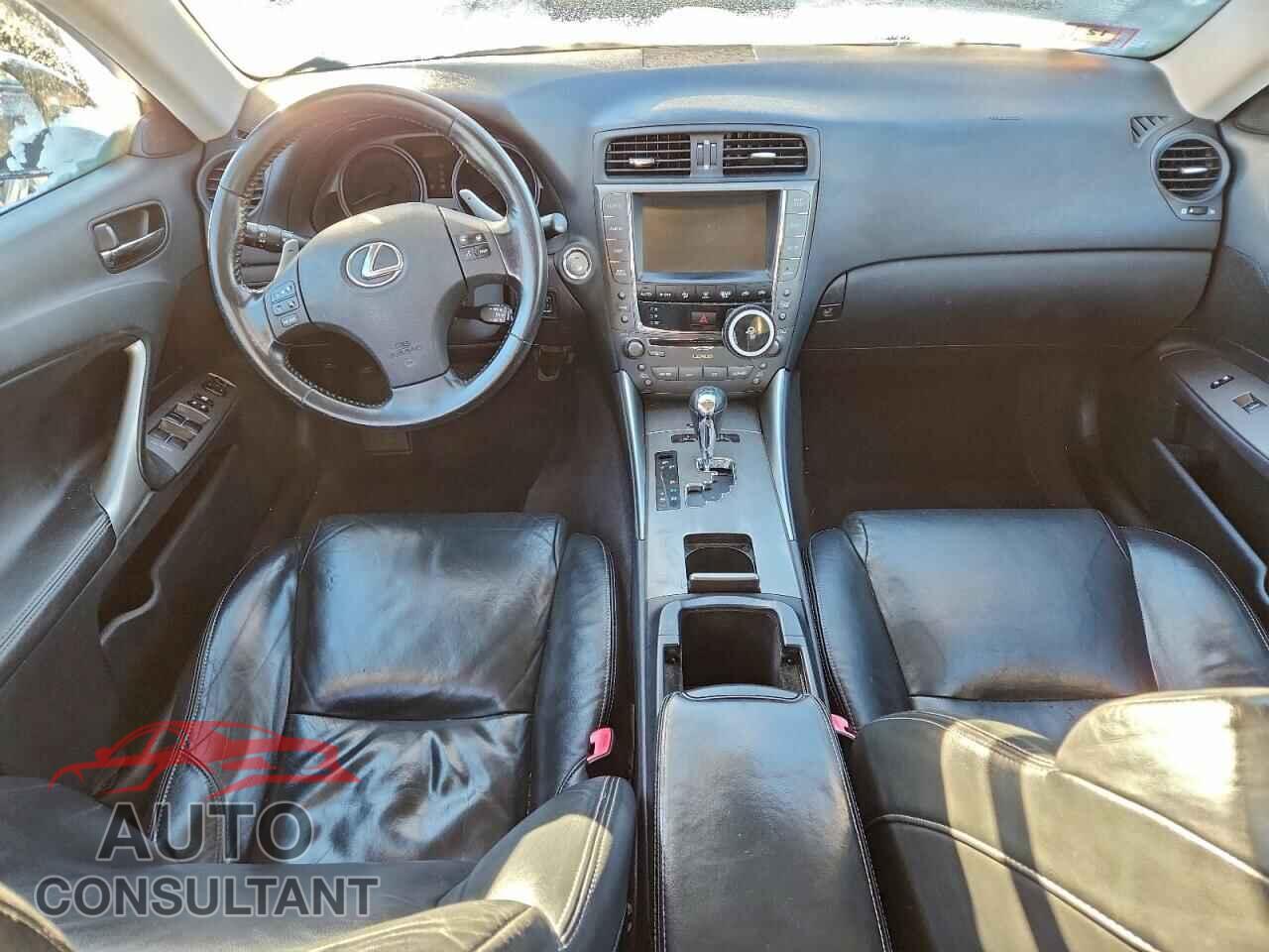 LEXUS IS 2010 - JTHCF5C27A5043579