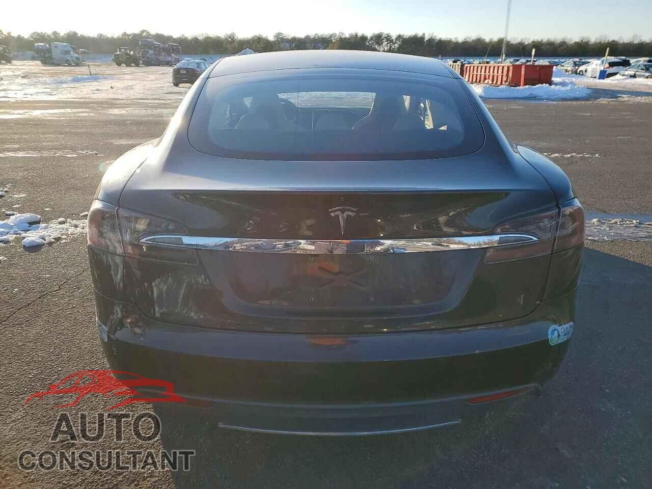 TESLA MODEL S 2014 - 5YJSA1H16EFP60306