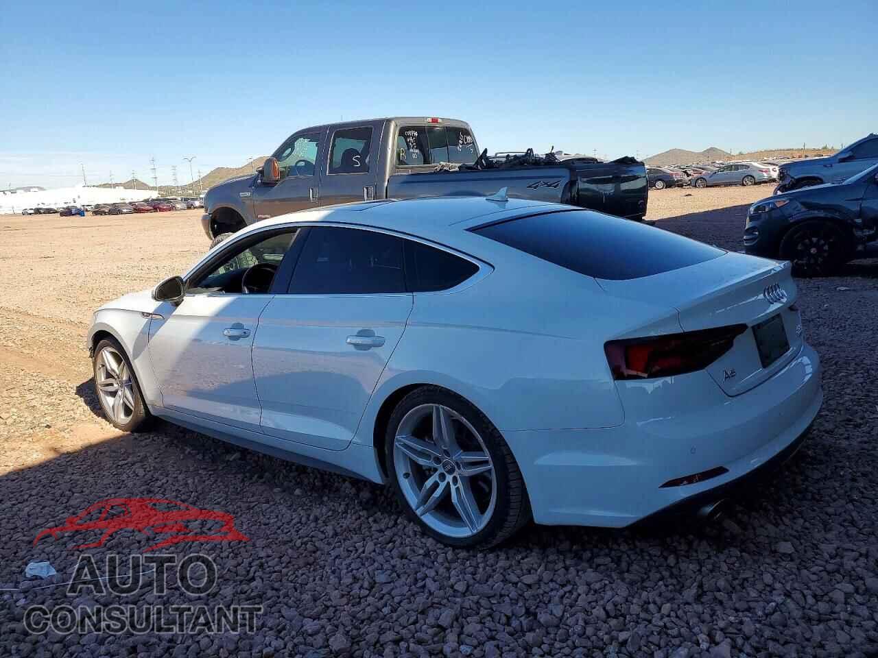 AUDI A5 2018 - WAUFNCF50JA070154