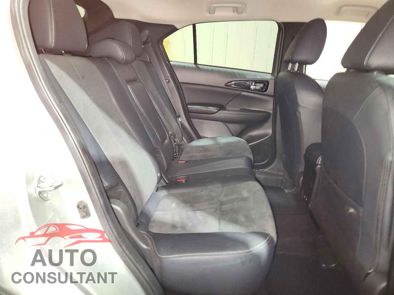 MITSUBISHI ECLIPSE 2026 - JA4ATWAA0TZ004534