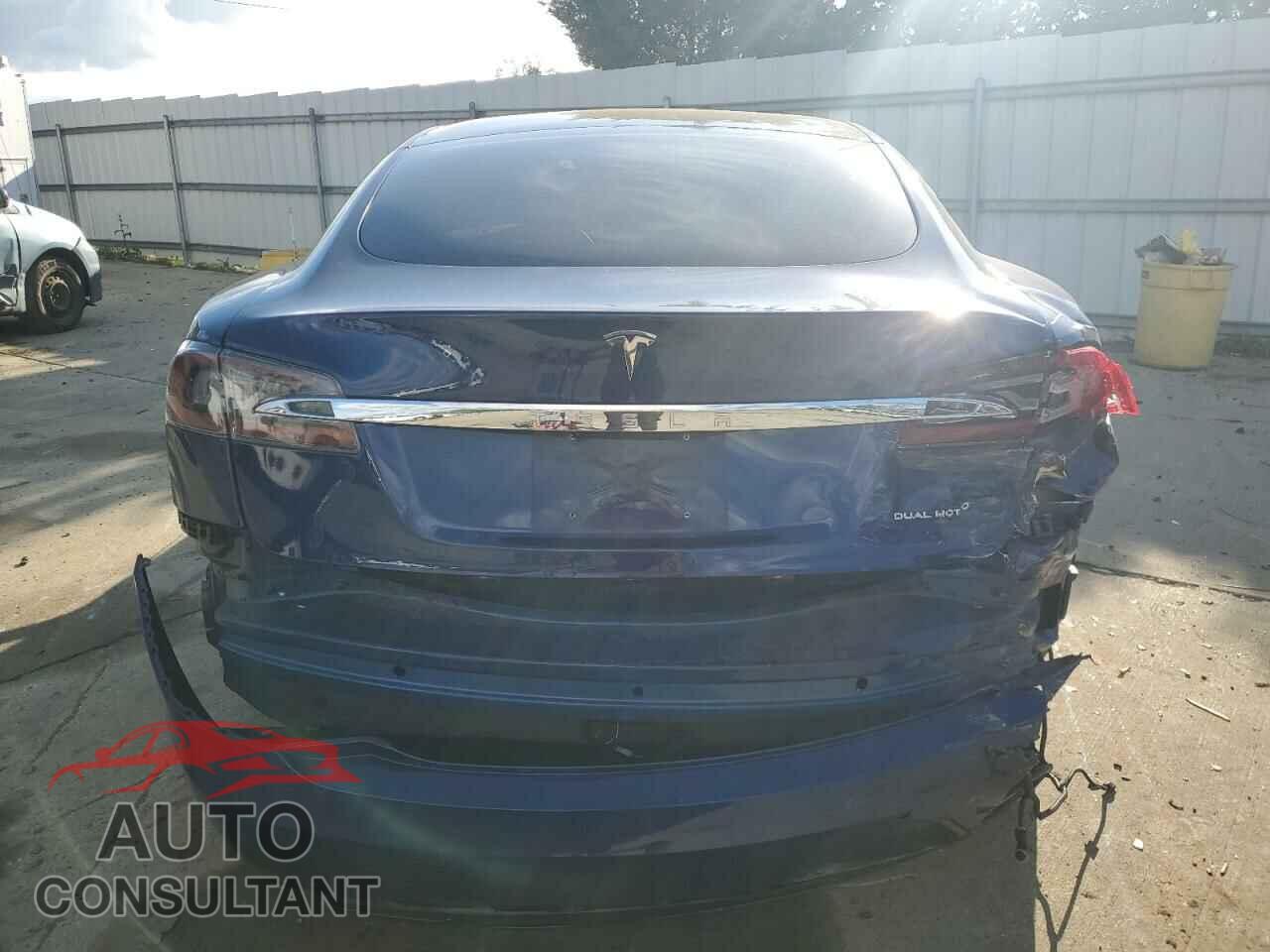 TESLA MODEL S 2019 - 5YJSA1E28KF330141