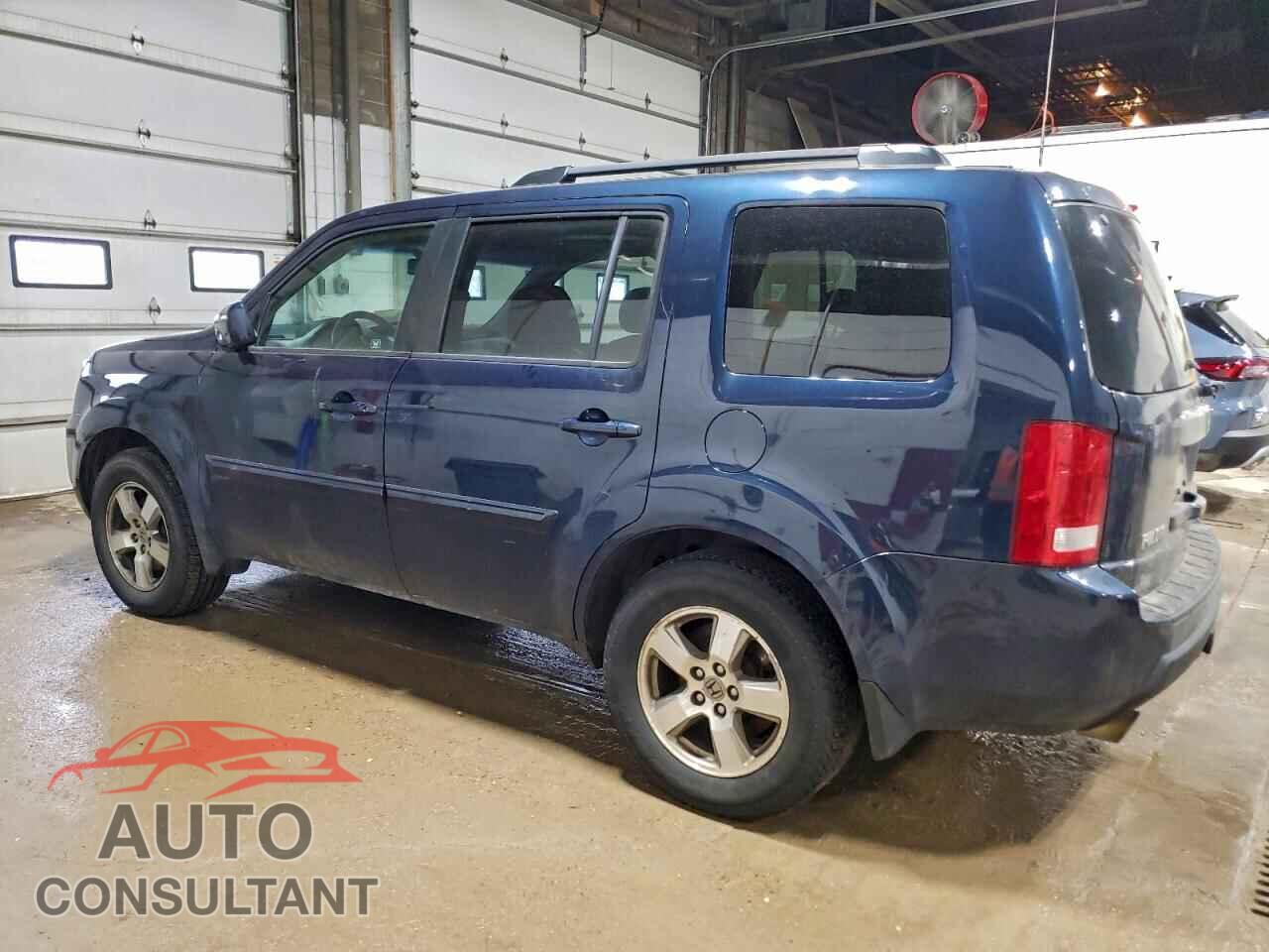 HONDA PILOT 2011 - 5FNYF4H68BB056256