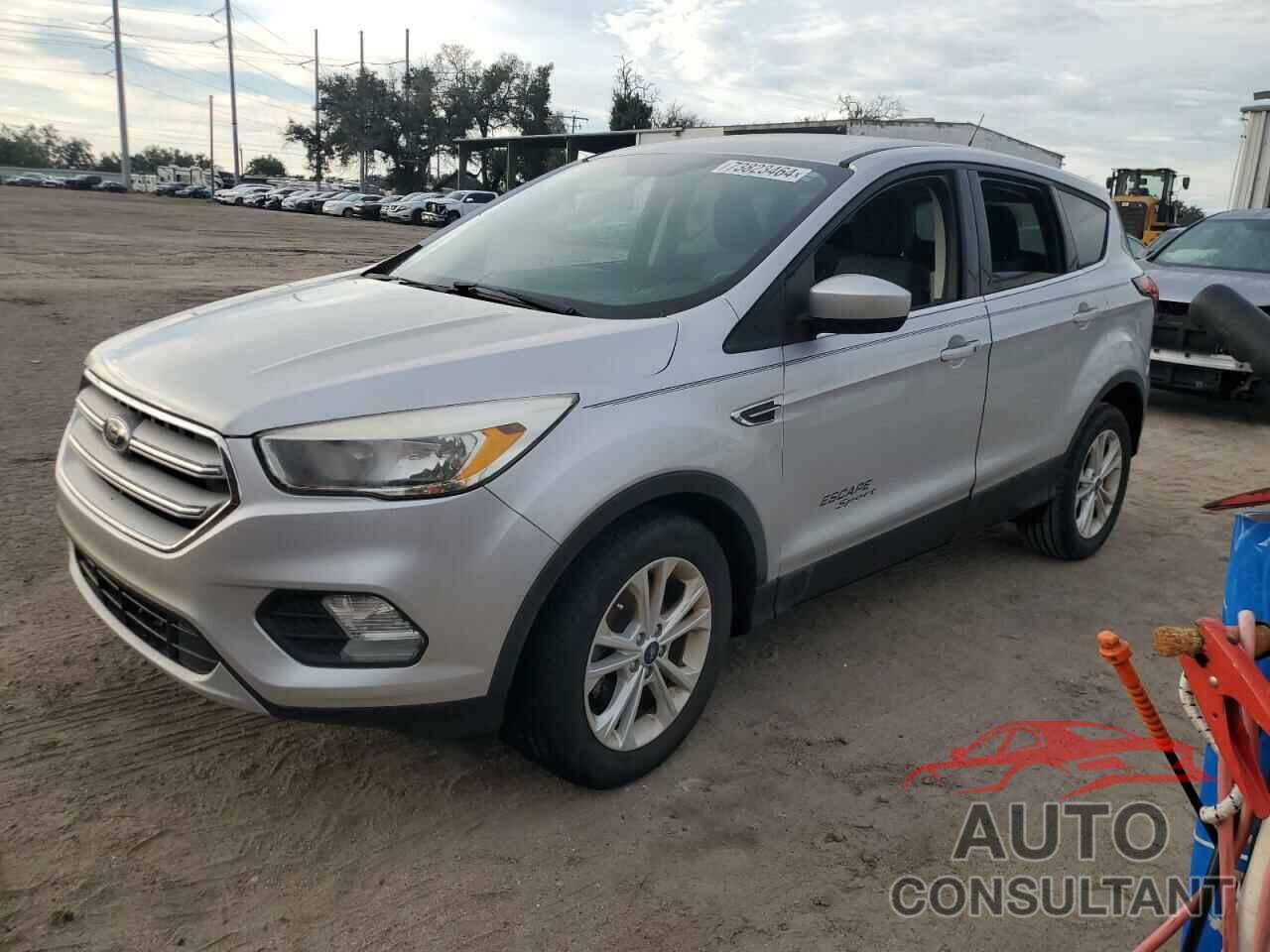 FORD ESCAPE 2019 - 1FMCU0GD8KUA06937