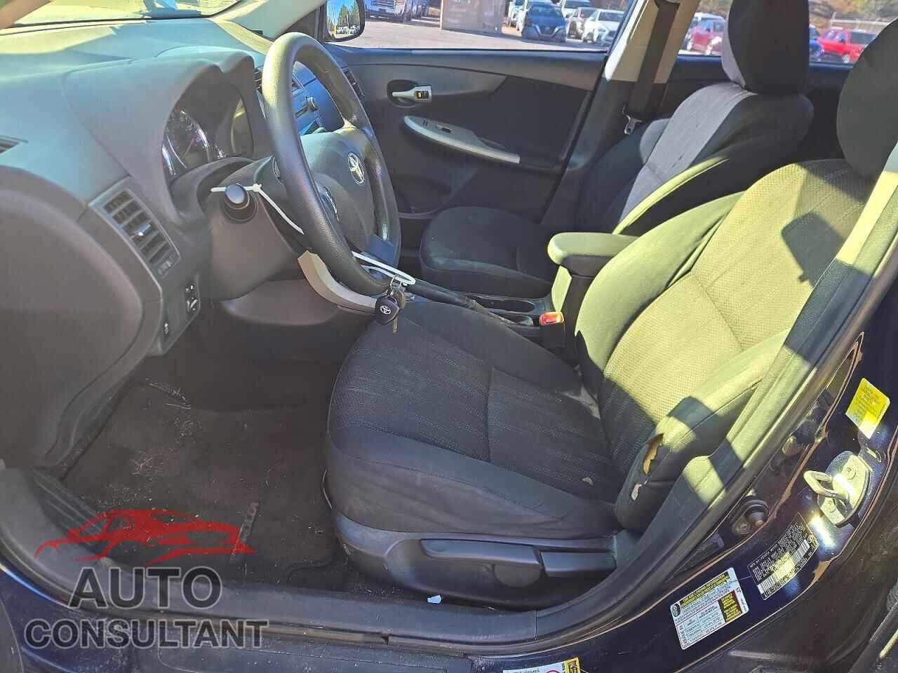 TOYOTA COROLLA 2011 - 2T1BU4EE2BC552391