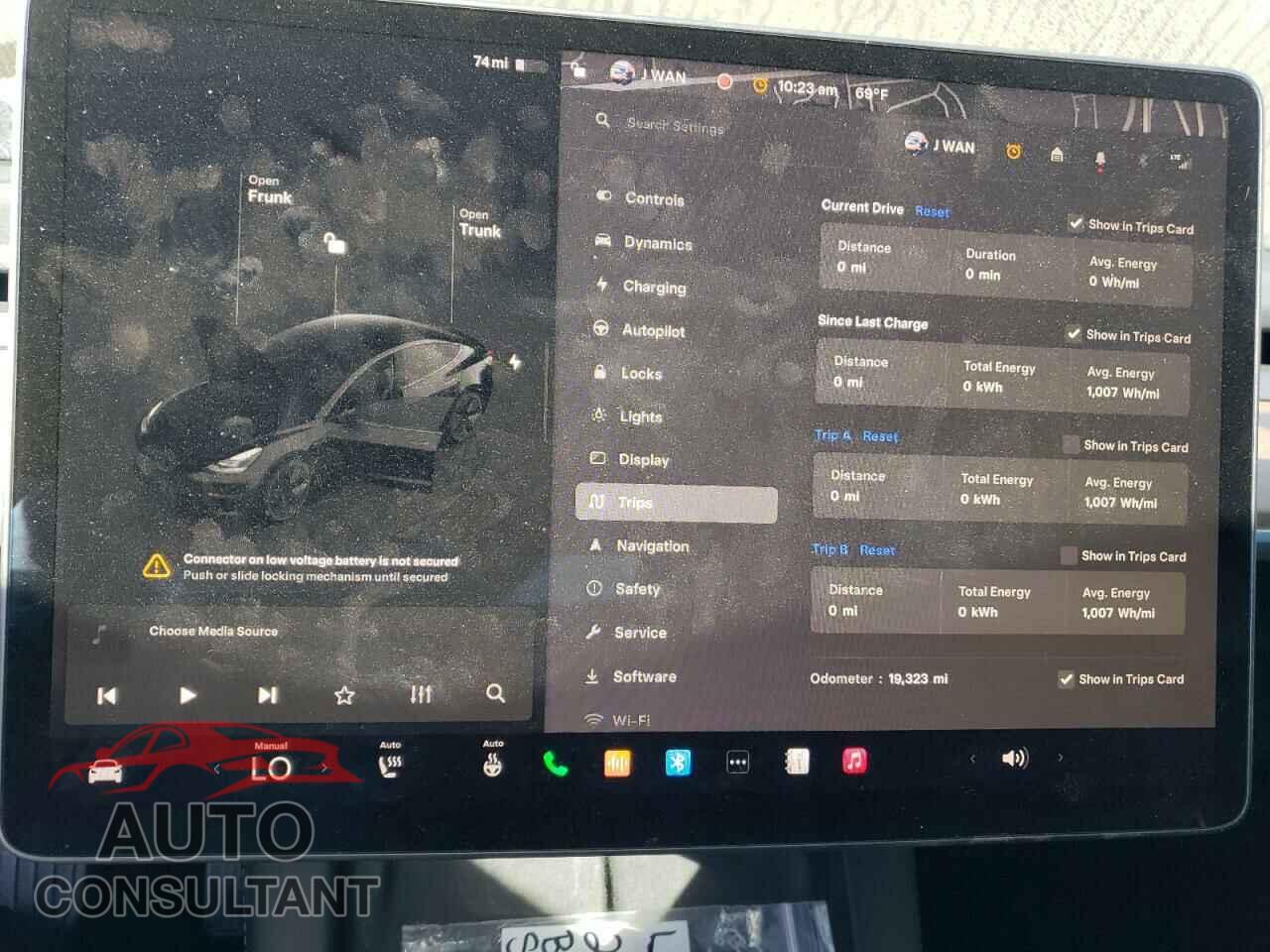 TESLA MODEL 3 2023 - 5YJ3E1EA1PF484195