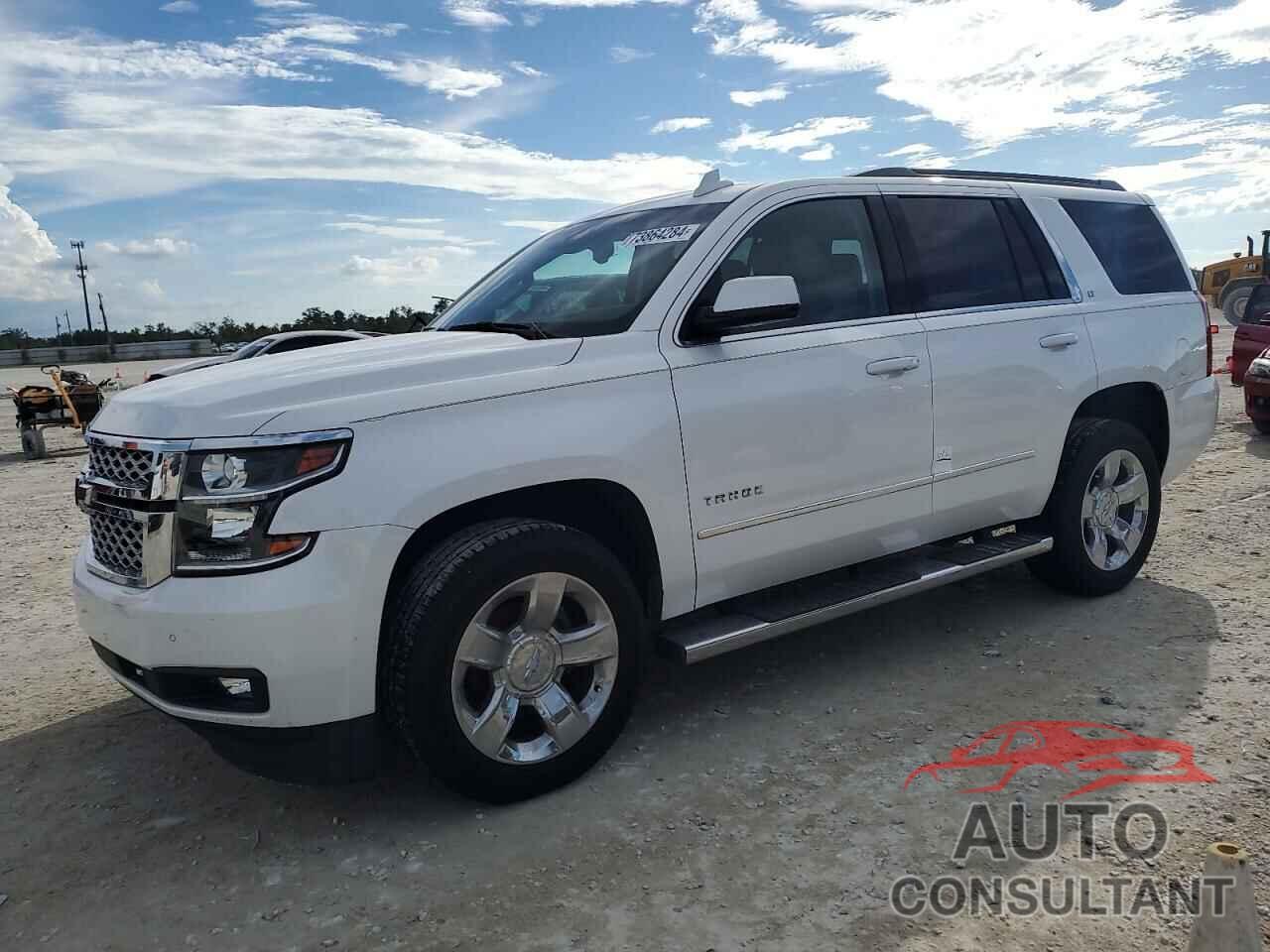 CHEVROLET TAHOE 2017 - 1GNSCBKC6HR153161