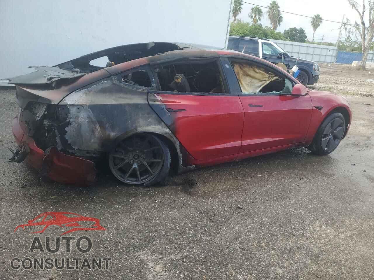 TESLA MODEL 3 2021 - 5YJ3E1EB4MF984050